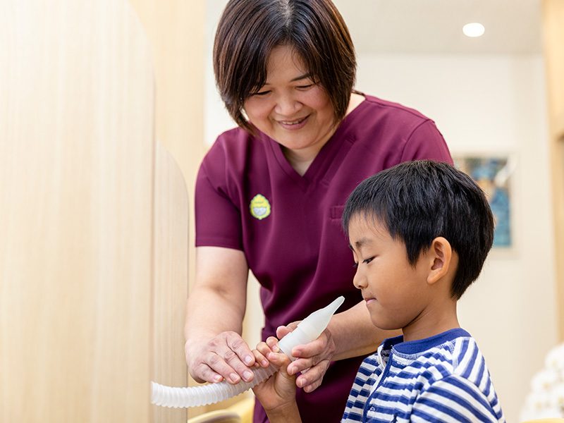 小さいお子さんが怖がらない治療